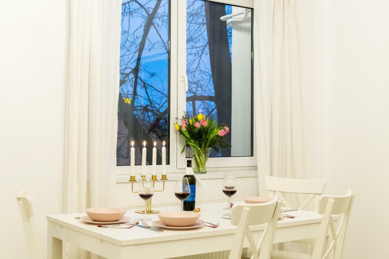 White Nights Of Old Town Bucharest Apartment Екстериор снимка